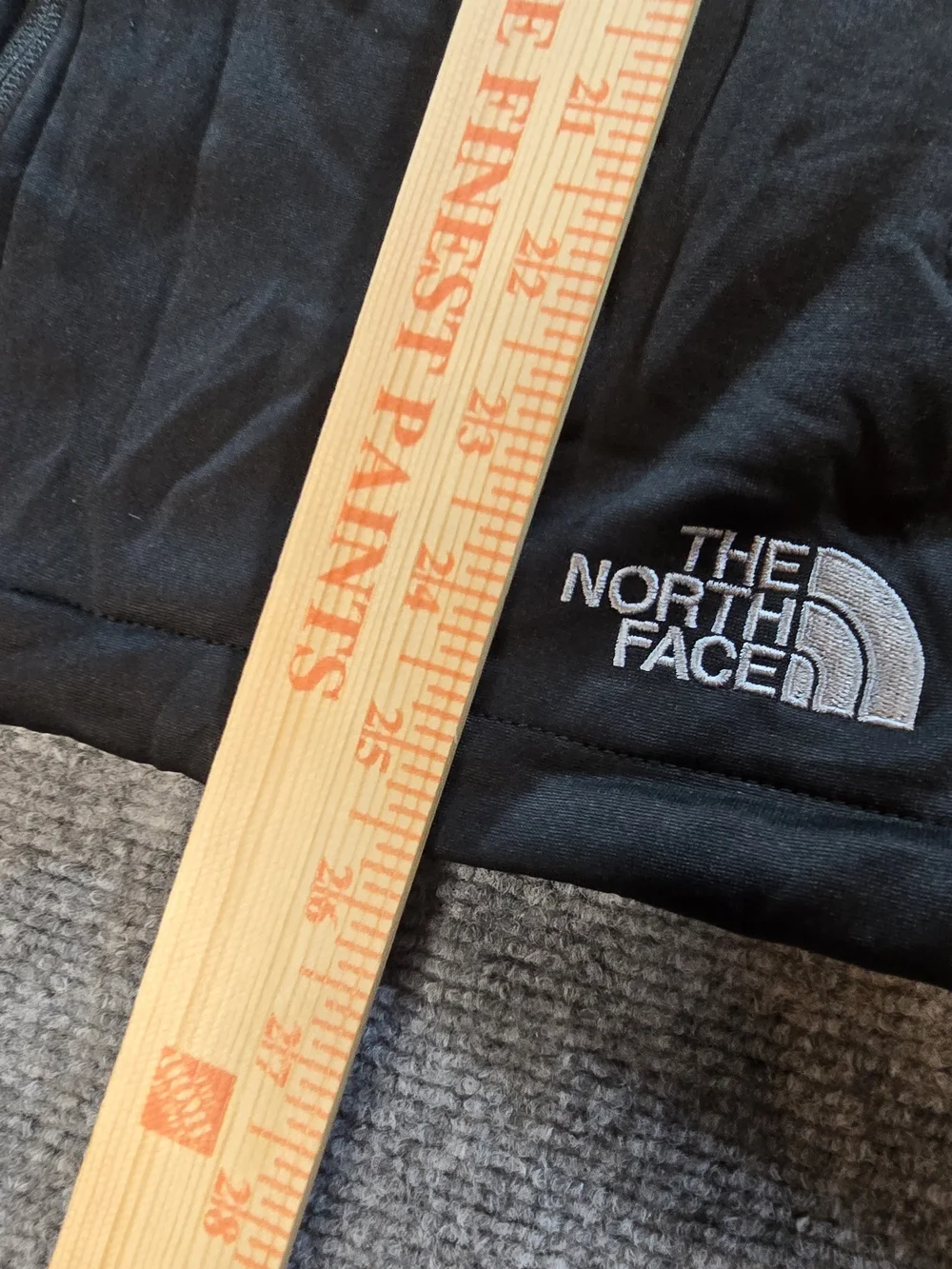 The North Face WindWall Vest Mens M Black Full Zip Softshell Logo Outdoor